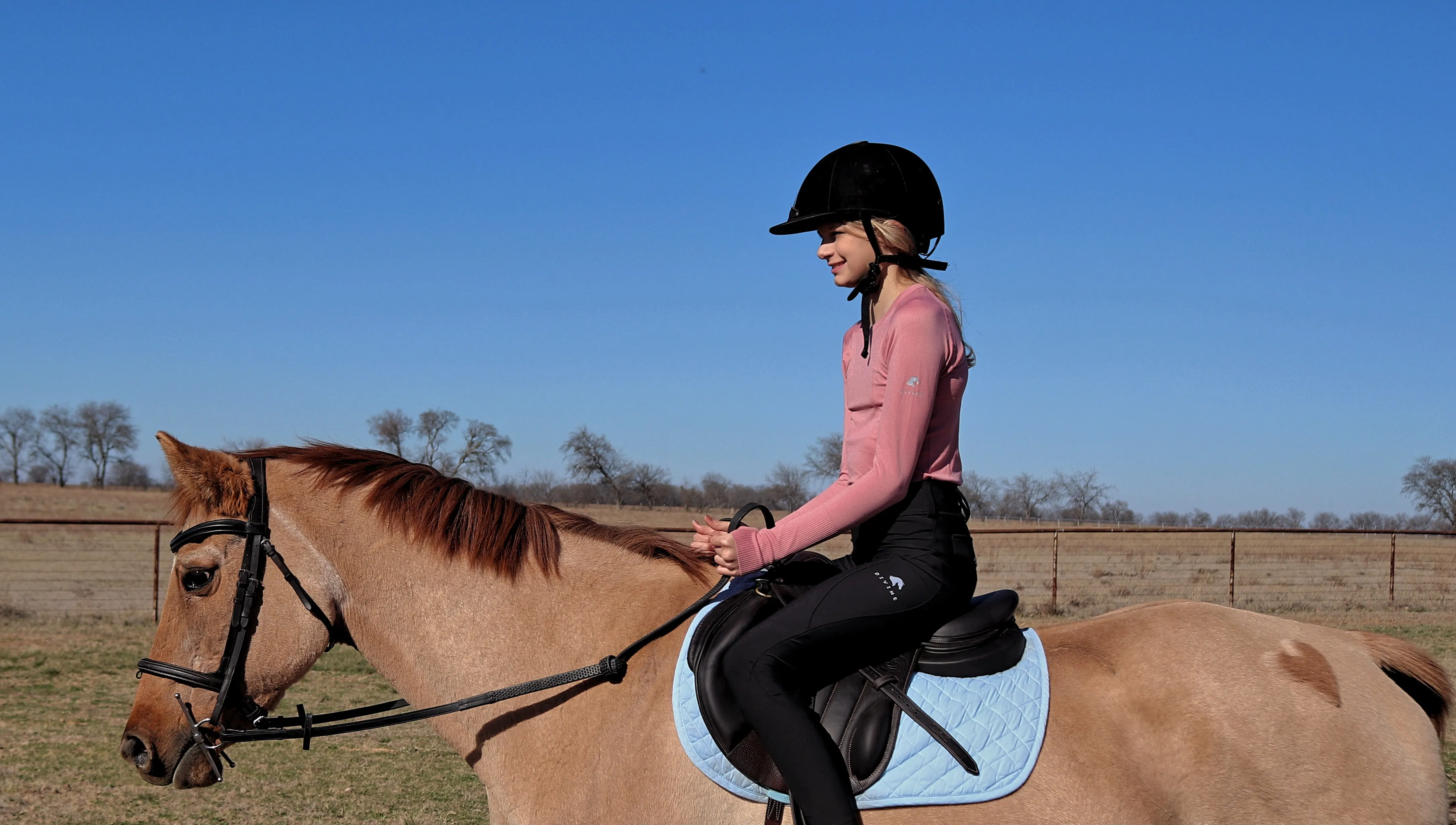 Chic Athletic Long Sleeve Shirt - Pink