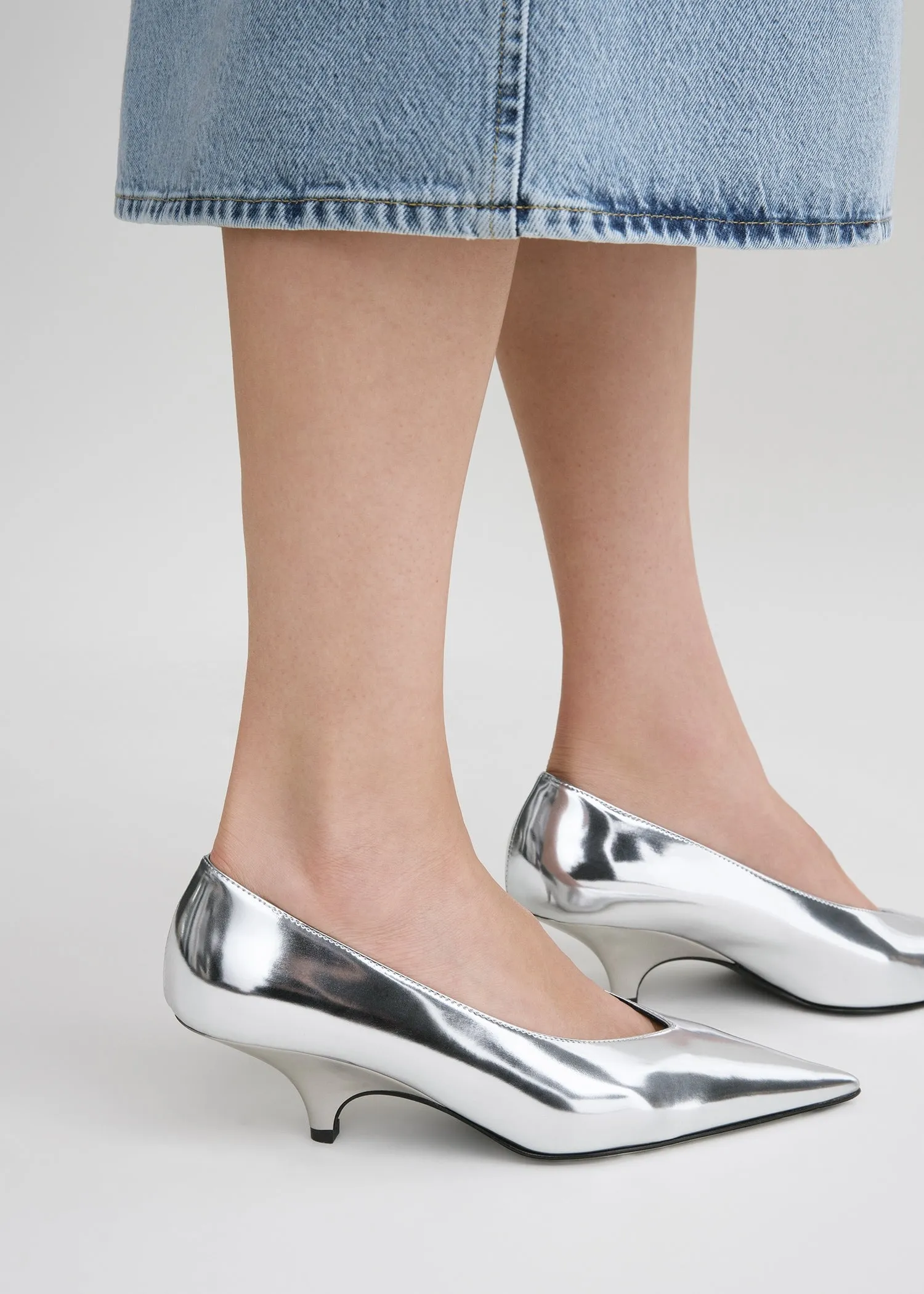 The Wedge-Heel Pump silver